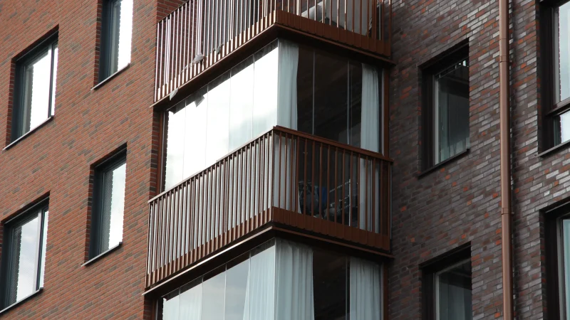 Balkonginglasning i nyproducerat hus