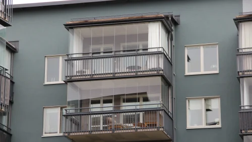 Balkonginglasning i Södertälje av 2st balkonger