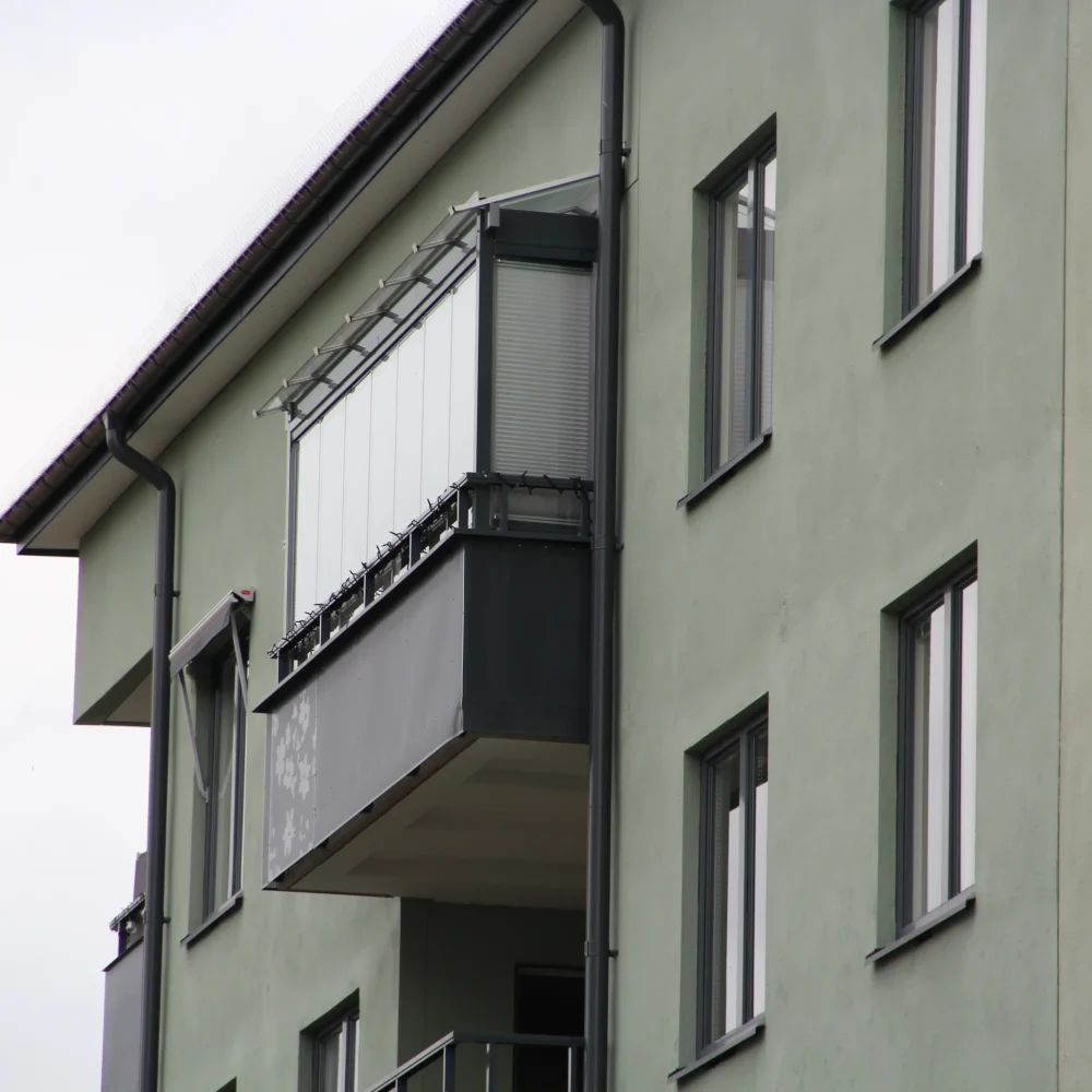 Balkonginglasning i Knivsta