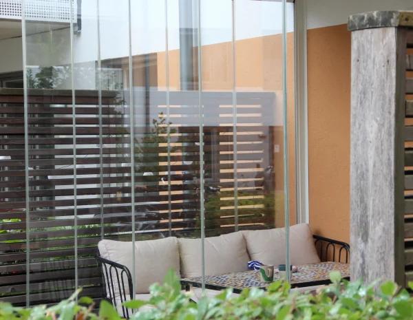 Balkonginglasning i Stockholm på bottenvåning